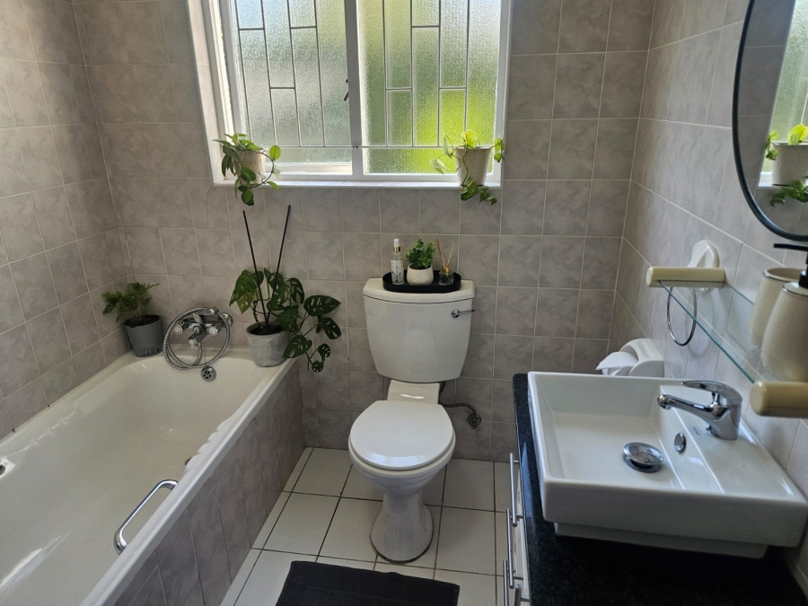 3 Bedroom Property for Sale in Heather Park Western Cape